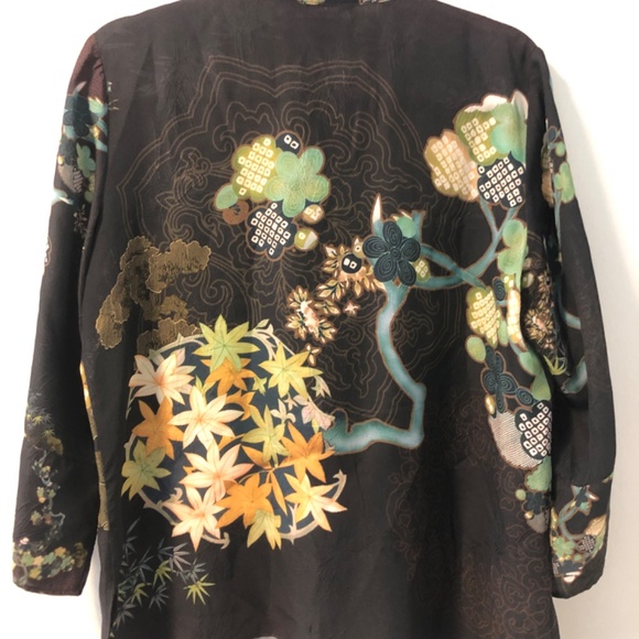 Citron  floral silk blouse with mandarin collar size large - Picture 2 of 5